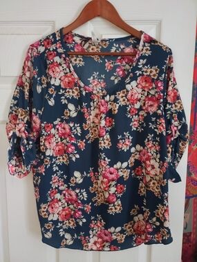 Moon Collection Navy Floral V-Neck Blouse with Pink Roses